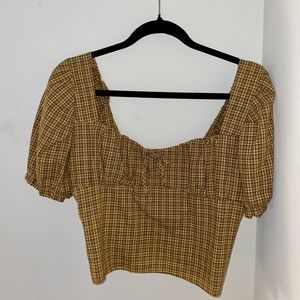 Sweet Plaid Top With Puffer Sleeves